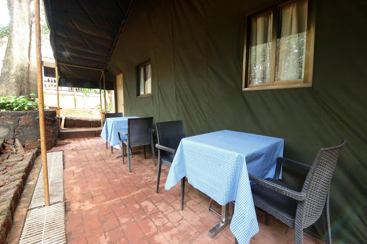 Westend Hotel Matheran Exterior foto